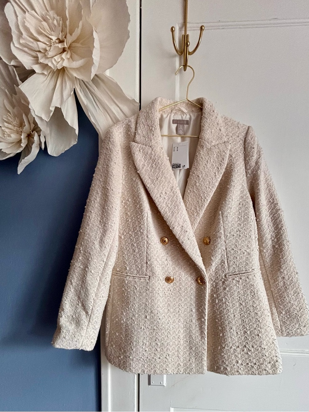 NWT | Classic Double-Breasted Cream Bouclé Blazer